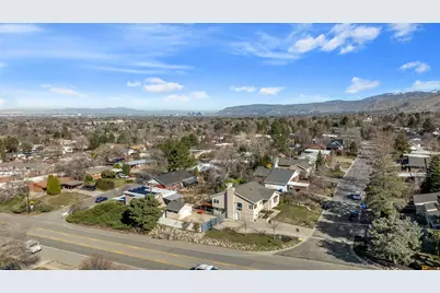 4426 S 3035 E, Holladay, UT 84124 - Photo 45