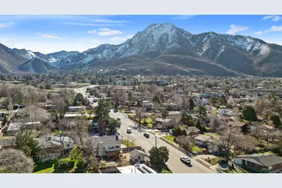 4426 S 3035 E, Holladay, UT 84124 - Photo 43