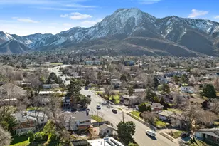 4426 S 3035 E, Holladay, UT 84124 - Photo 43