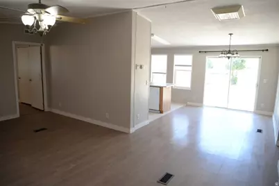 49 N McElhaney Ln, Moab, UT 84532 - Photo 11