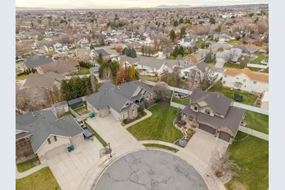 479 N 1375 E, Layton, UT 84040 - Photo 51