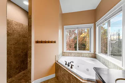 479 N 1375 E, Layton, UT 84040 - Photo 17