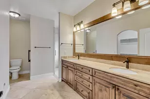 2154 E Viscaya Dr, Draper, UT 84020 - Photo 17