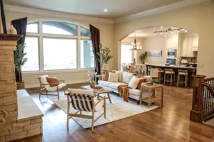 2154 E Viscaya Dr, Draper, UT 84020 - Photo 5