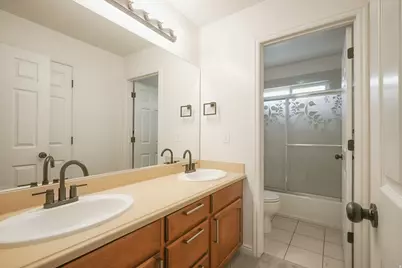 4476 S Oquirrh Vistas Ln, West Valley, UT 84128 - Photo 27