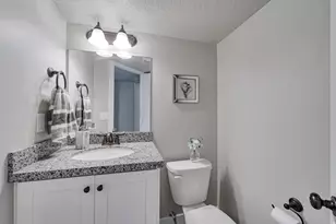 10471 S Sage Vista Way W, South Jordan, UT 84009 - Photo 11