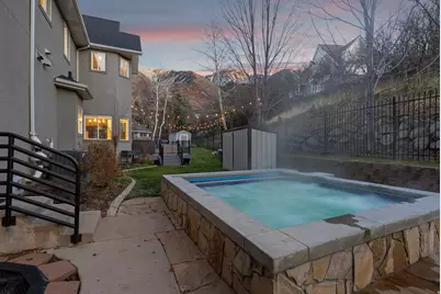 35 E Lone Hollow Dr, Sandy, UT 84092 - Photo 3