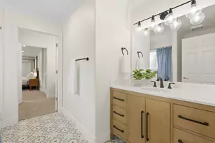 35 E Lone Holw Dr, Sandy, UT 84092 - Photo 33