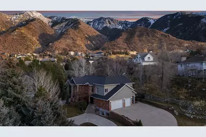 35 E Lone Hollow Dr, Sandy, UT 84092 - Photo 1