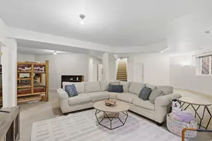 35 E Lone Holw Dr, Sandy, UT 84092 - Photo 43