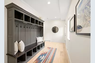 35 E Lone Hollow Dr, Sandy, UT 84092 - Photo 25