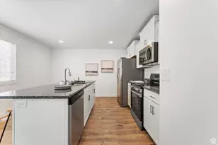 6819 W Pomona Ct, West Jordan, UT 84081 - Photo 3