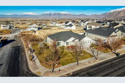 578 W Sky Hawk Way, Elk Ridge, UT 84651 - Photo 49