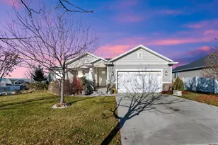 578 W Sky Hawk Way, Elk Ridge, UT 84651 - Photo 1