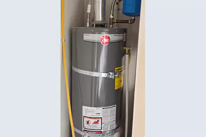 946 S Navajo St S, Salt Lake City, UT 84104 - Photo 11