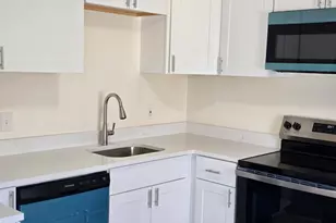 946 S Navajo St S, Salt Lake City, UT 84104 - Photo 3