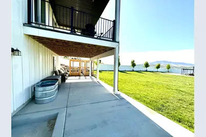 1384 E Abigail Ln, Eagle Mountain, UT 84005 - Photo 33