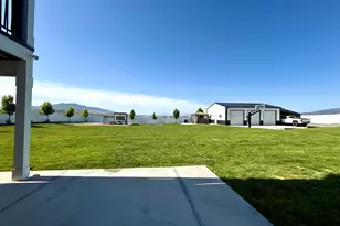 1384 E Abigail Ln, Eagle Mountain, UT 84005 - Photo 35