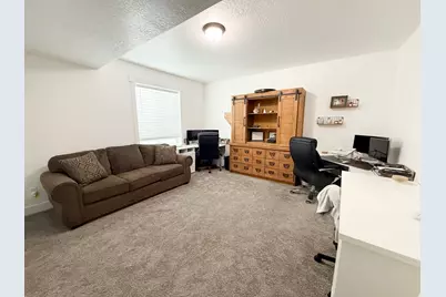 1384 E Abigail Ln, Eagle Mountain, UT 84005 - Photo 29