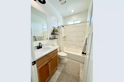 1384 E Abigail Ln, Eagle Mountain, UT 84005 - Photo 15