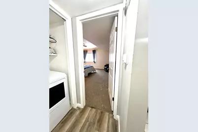 323 S Peach Ln, Bountiful, UT 84010 - Photo 13