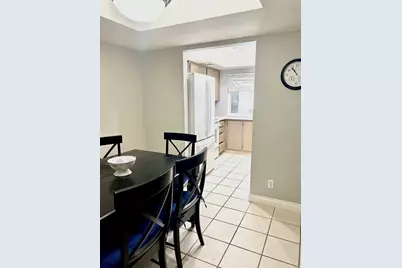 323 S Peach Ln, Bountiful, UT 84010 - Photo 5