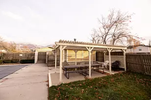 323 S Peach Ln, Bountiful, UT 84010 - Photo 39