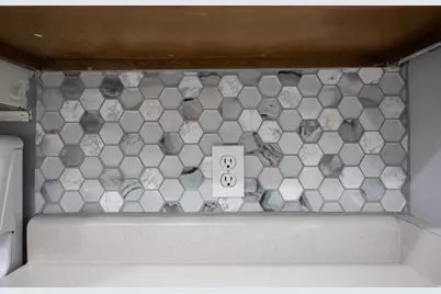 323 S Peach Ln, Bountiful, UT 84010 - Photo 7