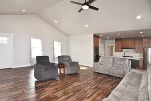 382 S 4350 W, Ogden, UT 84404 - Photo 7