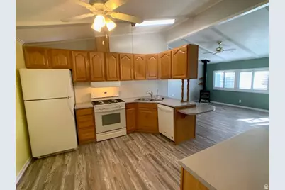 5060 W Festival Dr, West Valley, UT 84120 - Photo 7