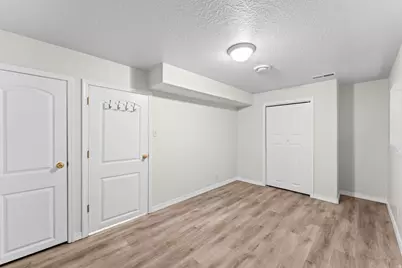 857 E 575 N, Layton, UT 84041 - Photo 17