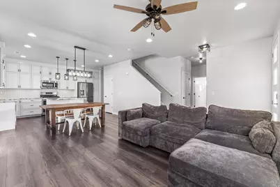 2092 W 3250 S, Syracuse, UT 84075 - Photo 3