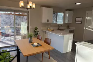 10642 S 1090 E, Sandy, UT 84094 - Photo 9