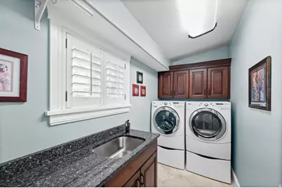 2671 S Edgehill Dr E, Bountiful, UT 84010 - Photo 19