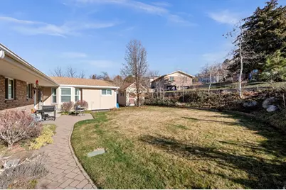 2671 S Edgehill Dr E, Bountiful, UT 84010 - Photo 35