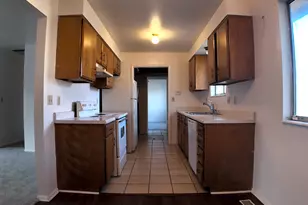 5987 S Blue Stone Cir, Murray, UT 84123 - Photo 3