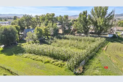 4633 S Highway 89, Wellsville, UT 84339 - Photo 19