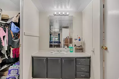 286 N Lionel St W, North Salt Lake, UT 84054 - Photo 15