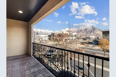 10919 Town Center Blvd, Highland, UT 84003 - Photo 17