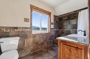 2250 E Paunsaugunt Clfs Dr, Hatch, UT 84735 - Photo 27
