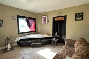 120 S 100 E, Fillmore, UT 84631 - Photo 3