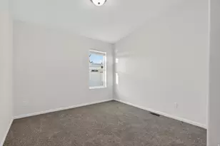 1700 W 2700 N, Pleasant View, UT 84404 - Photo 19