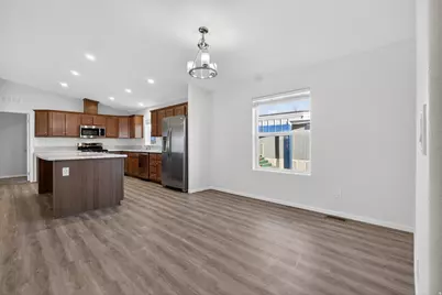 1700 W 2700 N #123, Pleasant View, UT 84404 - Photo 11