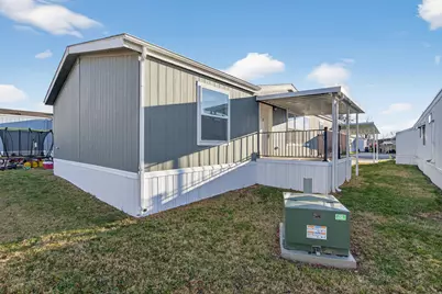 1700 W 2700 N #123, Pleasant View, UT 84404 - Photo 25