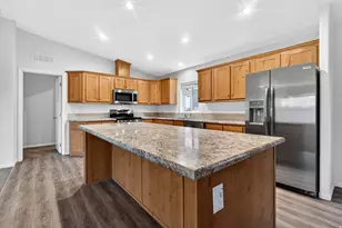 1700 W 2700 N, Pleasant View, UT 84404 - Photo 7