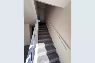 556 N Fairfield Rd #A-3, Layton, UT 84041 - Photo 3