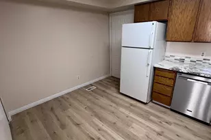 556 N Fairfield Rd, Layton, UT 84041 - Photo 3