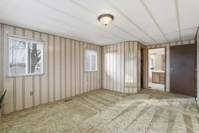 250 N 200 W, Roosevelt, UT 84066 - Photo 15