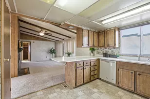 250 N 200 W, Roosevelt, UT 84066 - Photo 13