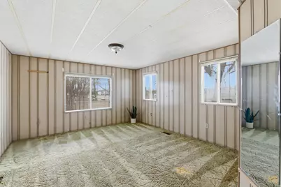 250 N 200 W, Roosevelt, UT 84066 - Photo 15